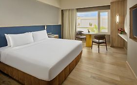 Taal Vista Hotel